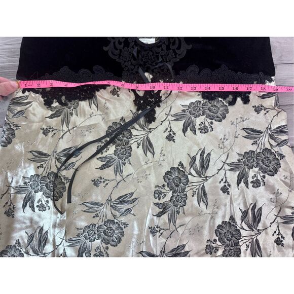 Dentelle Satin Babydoll Intimate Black and Gold Chemise Slip Dress - Picture 14 of 15